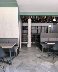 131 m2-es üzlethelyiség, 40 m2-es galériával belvárosban eladó! – 5. kép