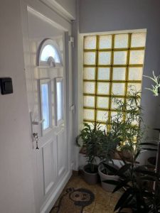 119 m2-es, nappali + 3 szobás sorház, beépíthető padlástérrel, garázzsal, pincével, kerttel eladó. – 2. kép