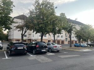 Belvárosban, Bástya lakótelepen ÜZLETHELYISÉG ELADÓ! – 3. kép